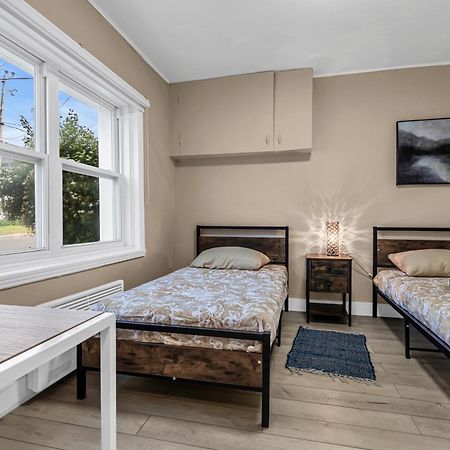 Beautiful 2 Bdr South Shore Montreal Longueuil Exterior photo